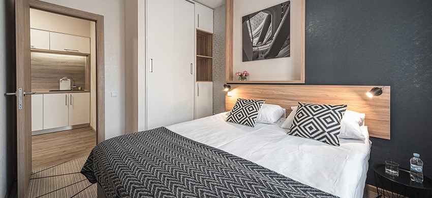 Апартаменти з патіо