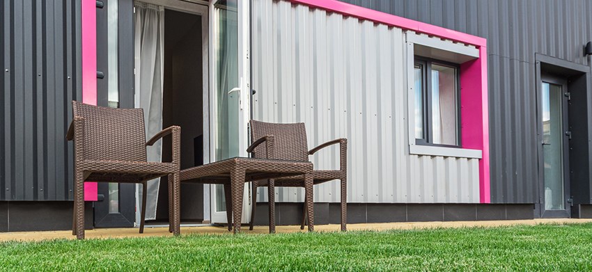 Апартаменти з патіо